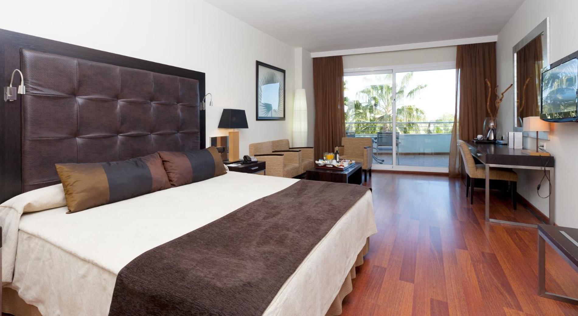 Deluxe Double or Twin Room with Terrace,1307059744:JPEG
